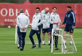 «المدفعجية» يسعون لخطوة جديدة نحو نهائي دوري الأبطال