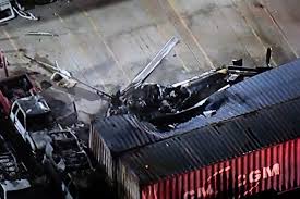 Cae helicóptero y mata a 3 cerca de choque en Los Ángeles