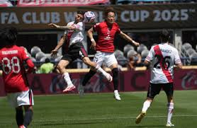 River Plate ease past Urawa, Dortmund held by Fluminense at Club World Cup