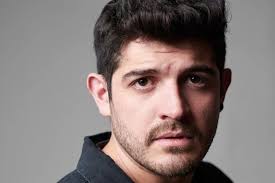 Muere el actor de doblaje Alexis Ortega, la voz latina de Spiderman, a los 38 años