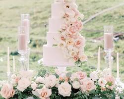 White wedding cake