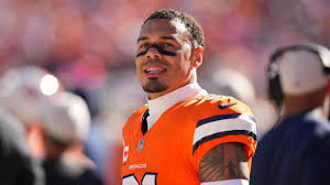 Justin Simmons retires as Bronco, 'grateful' for send-off from team
