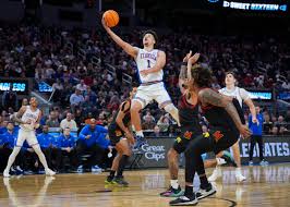 Walter Clayton Jr.: Football Prospect Turned March Madness Sharpshooter