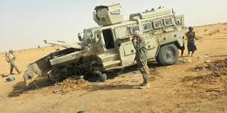 Au Mali, au moins 50 militaires tués dans une attaque d’indépendantistes et de djihadistes