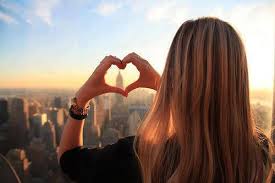 Résultat de recherche d'images pour "image de fille pour facebook"