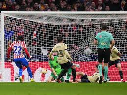 Atlético - Barcelona en directo | Julián Alvarez termina su sequía y anota el cuarto antes del descanso