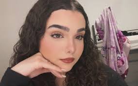 Adolescente brasileira sumiu na França após mandar mensagem ao pai na saída do estágio: 'Estou esperando o trem'