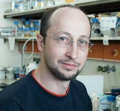 Dr. <b>Ralf-Peter Jansen</b>, Genzentrum und Bereich Biochemie der <b>...</b> - Ralf_image