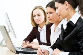 Risultati immagini per donne lavorano più degli uomini