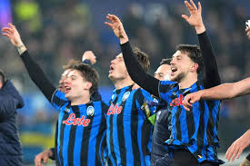 Last-gasp penalty sends Atalanta past Dortmund and into last 16
