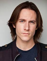 Matthew Mercer is an American voice actor born in Florida. While he mostly voiced extras in anime dubbing, he found more prominence in western animation ... - 220px-MatthewMercerHeadshotSmaller_9434