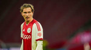 Ajax-uitblinker Mika Godts niet opgenomen in WK-selectie België