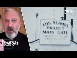 Secret ‘90s Government Meeting On UFOs — Researcher Shares Evidence | Elizabeth Vargas Reports (TyclyYy4RF)