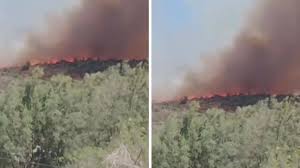 ÚLTIMA HORA: Desalojan Colegio de Bachilleres por Fuerte Incendio de Pastizal en Querétaro