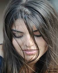 Résultat de recherche d'images pour "beni affet feride ve eylül kardeş mi"