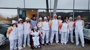 La fiaccola olimpica fa tappa a Feltre, migliaia ad applaudire