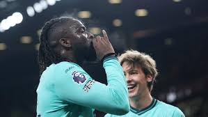 Gol de Tolu Arokodare y Wolves sorprende al Arsenal con el empate en la Premier League