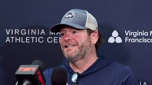 Seahawks open to trading 1st-round pick for bigger draft class