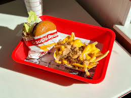 “High-profile Politicians Spotted Relishing In-N-Out and Mixt during APEC Visit to SF”