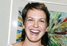 Larisa Oleynik&#39;s quotes, famous and not much - QuotationOf . COM via Relatably.com