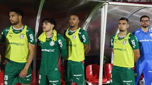 Maurício, do Palmeiras, se naturaliza paraguaio e pode ser convocado para a Copa do Mundo