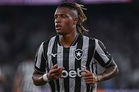 Brasileirão: Danilo Santos é desfalque e Botafogo terá quatro baixas contra o Athletico-PR