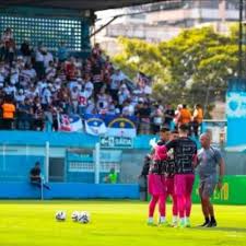 Santa Cruz busca embalar no G8 em duelo direto contra o Ituano pela Série C