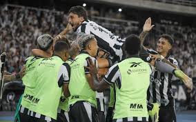 Atuação de jogador do Botafogo irrita torcida do Palmeiras: 'Fico indignado'