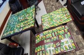 للتلاعب بأموال الدعم.. ضبط مخبزين لحيازتهما 396 بطاقة تموينية في الإسكندرية | صور