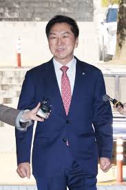 ’1심 무죄’ 김기현 “좀비 특검의 묻지마 기소는 정치 탄압“