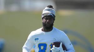 Mike Williams announces retirement from the NFL