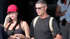 Cristiano Ronaldo sparks weekend wedding rumours after flaunting diamond ring