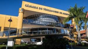 Câmara de vereadores abre concurso público com salários de até R$ 9,8 mil em Joinville