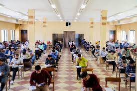 زمان برگزاری آزمون استخدامی دستگاه‌های اجرایی تغییر کرد