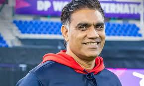 கவுதம் கம்பீரை நீக்கினால் இந்திய கிரிக்கெட் பேரழிவை சந்திக்கும்: முனாப் படேல்