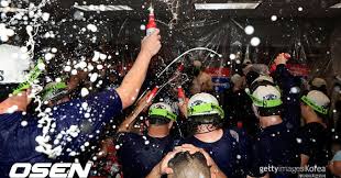 mlb