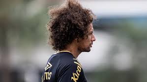 Botafogo e Willian Arão chegam a acordo para encerrar disputa na Justiça; valores serão divididos