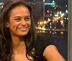 Isabel Dos Santos Angola&#39;s president Dos Santos is famous for being the president of his country for over 30 years. He is also famous for the wealth he has ... - isabel-dos-santos