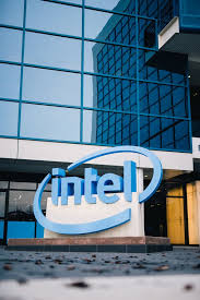 The Long, Painful Downfall of Intel