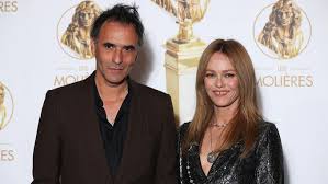 «Dans le respect et l’affection» : Vanessa Paradis et Samuel Benchetrit se séparent après dix ans de vie commune — Madame Figaro