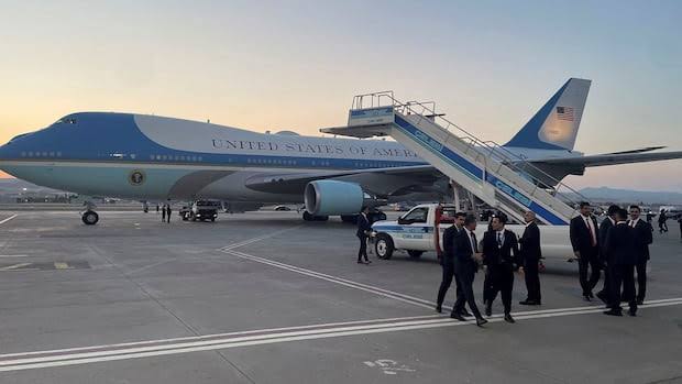 Former CIA director John Brennan says White House had an 'ethical requirement' to tell reporters about plane swap; press left on decoy plane