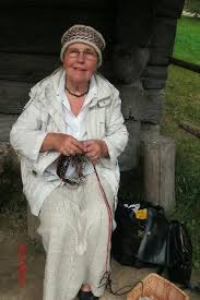 This Latvian woman knits hats from original designs, and sells ... - latvian-ethnographic