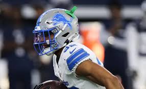 Detroit Lions Face Ravens, Branch's Mouthguard, and Inactives