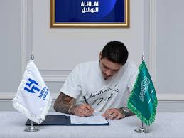 دستمزد و شماره پیراهن داروین نونیز در الهلال عربستان مشخص شد / عکس