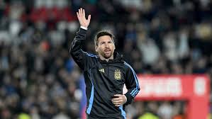 Emotional Messi given 'dream' Argentina send-off