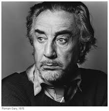 photo de Romain Gary par Jeanloup Sieff. Cette photographie n&#39;est pas libre de droit? - AVT_Romain-Gary_2550