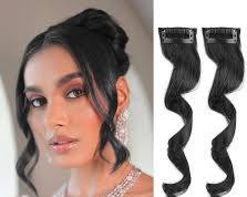 Image de Curly Hair with Curtain Bangs and Hair Clips