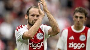 Ajax speelt tegen Vojvodina in zelfde opstelling als heenduel