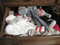 Résultat de recherche d'images pour "sock drawer organized"