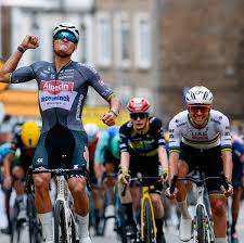 Tour de France: Van der Poel triumphiert, Pogačar beeindruckt!